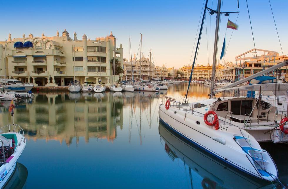 Apartament Benalmadena Puerto Marina Apartman Kültér fotó